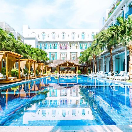 Risemount Premier Resort Da Nang Exterior photo