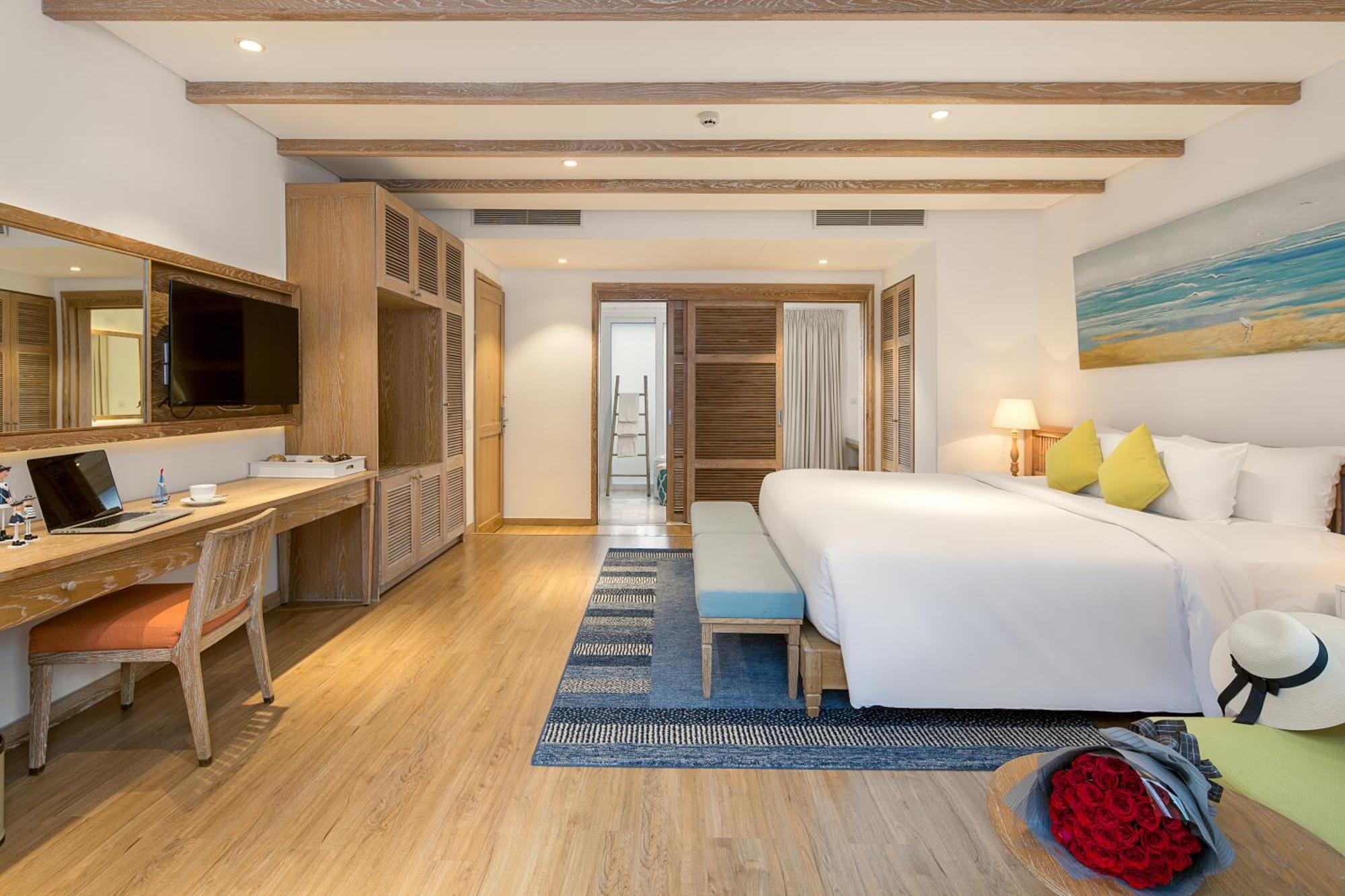 Risemount Premier Resort Da Nang Exterior photo