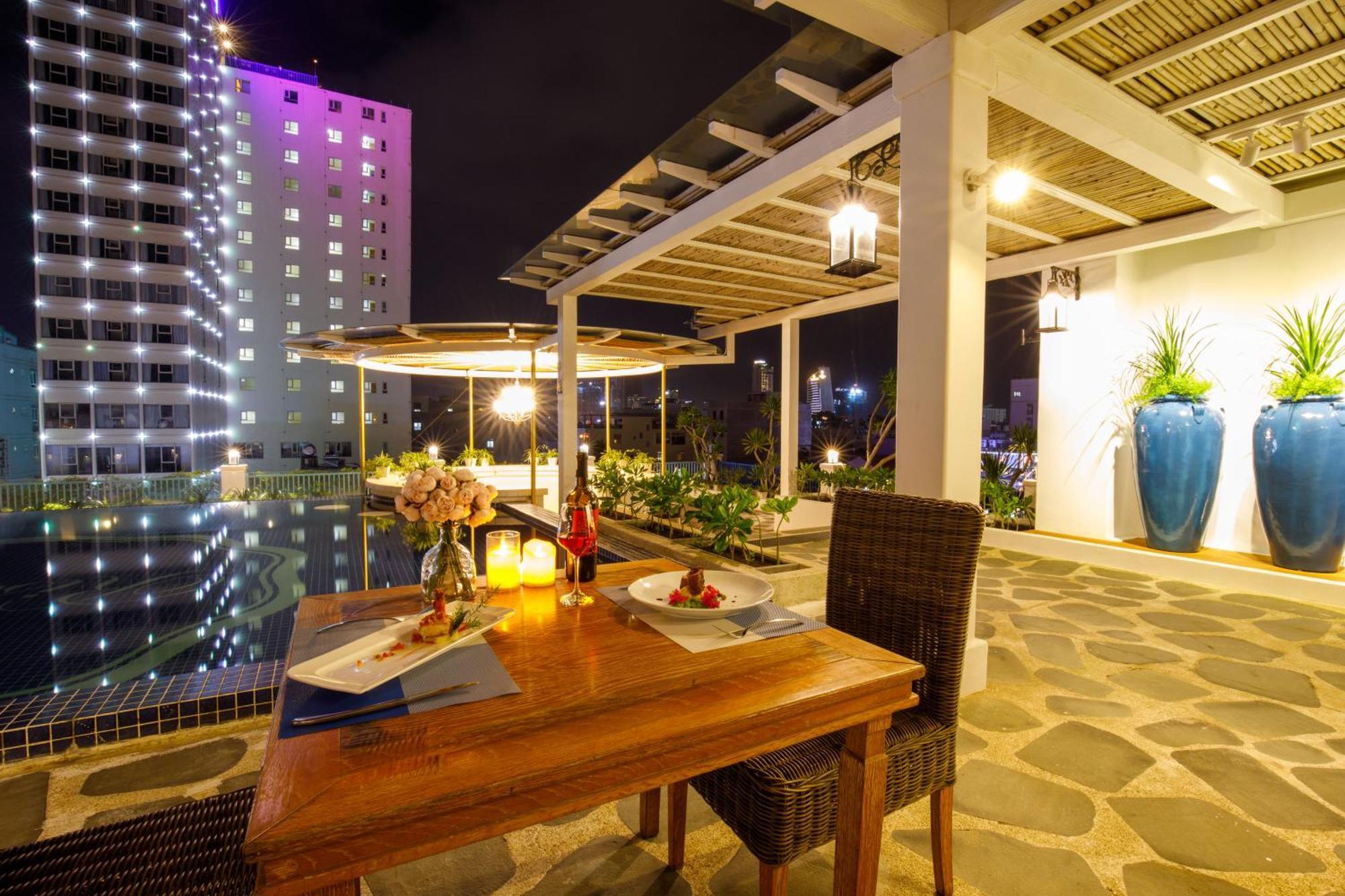 Risemount Premier Resort Da Nang Exterior photo